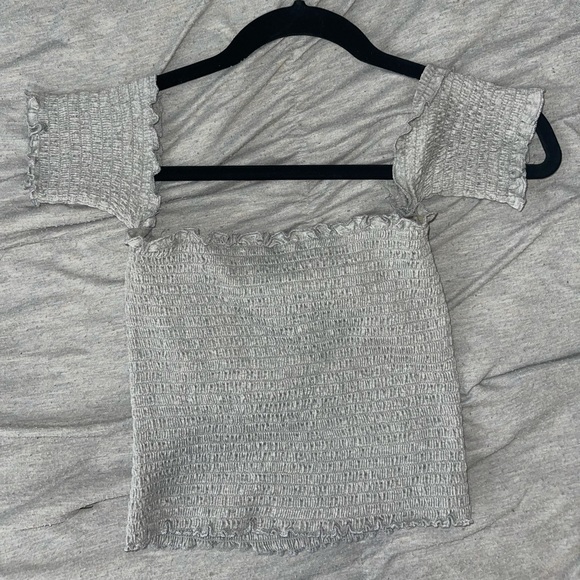 Off the shoulder top - Picture 2 of 5